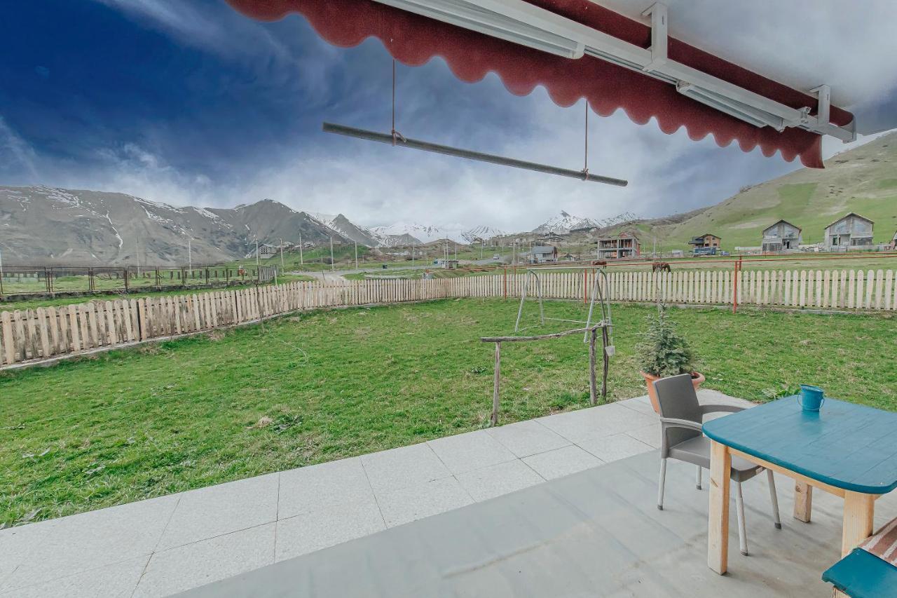 Ski House Bluebird Гудаури Экстерьер фото