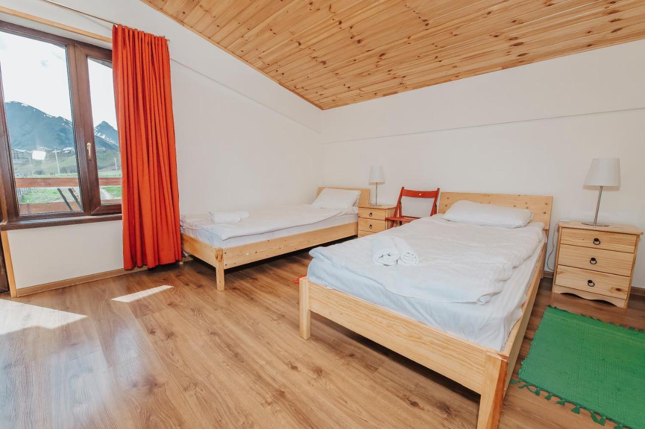 Ski House Bluebird Гудаури Экстерьер фото